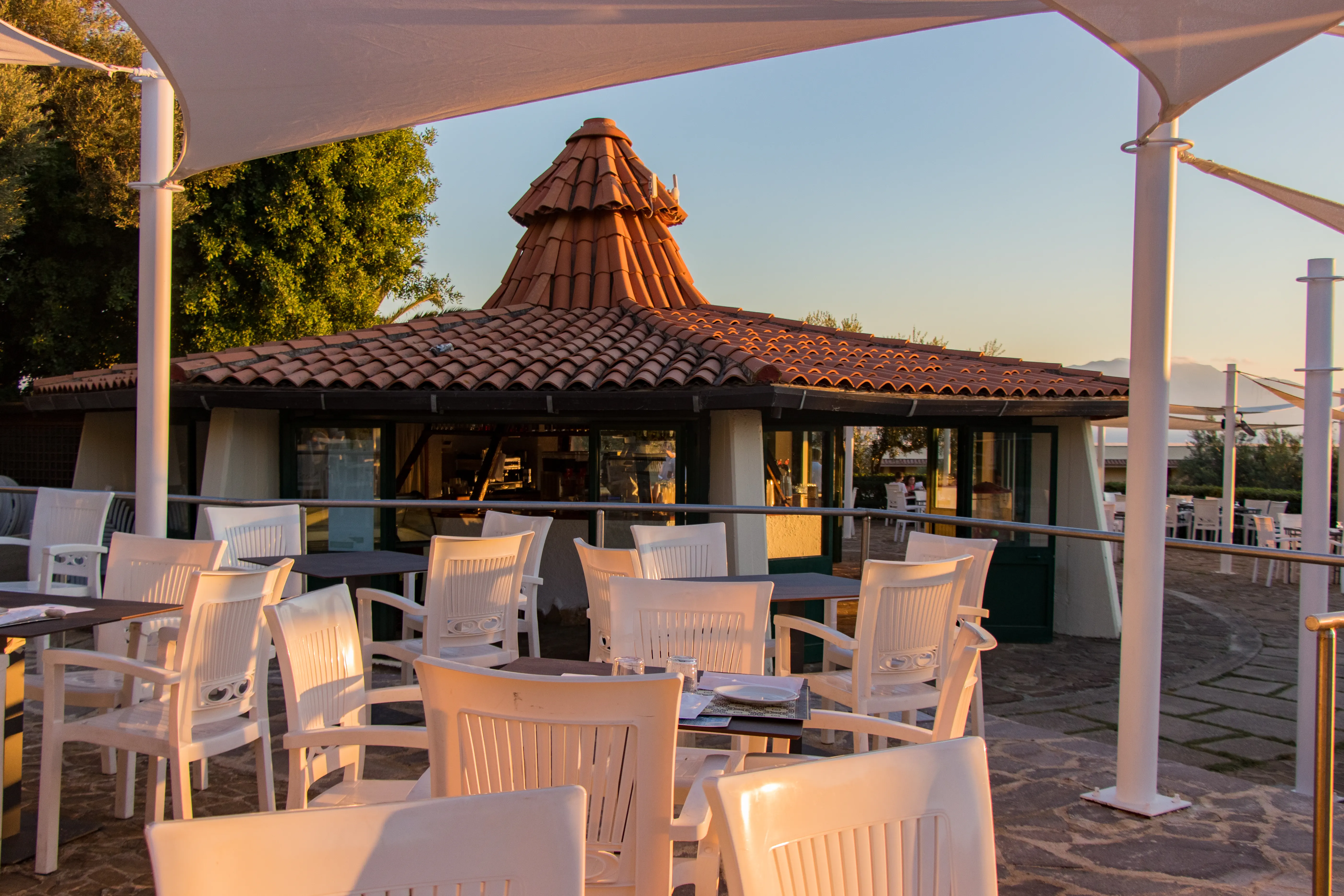 HOTEL TERRASINI