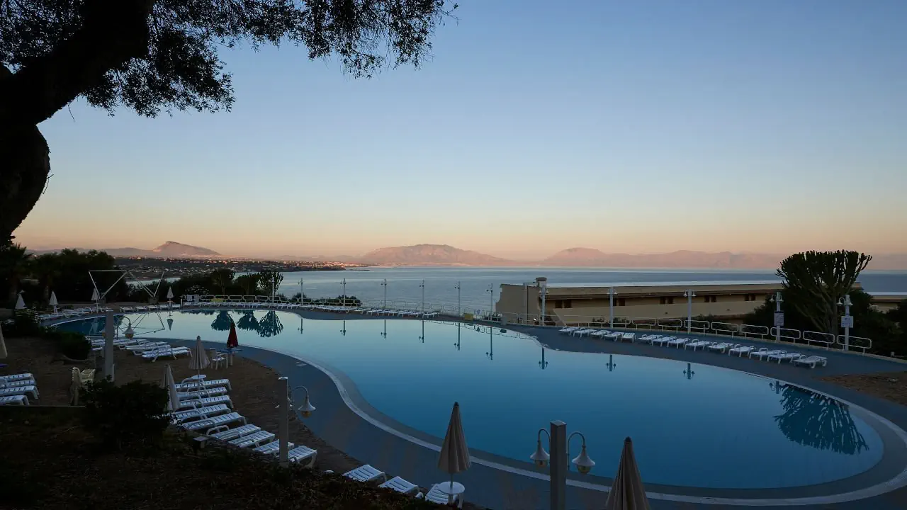 HOTEL TERRASINI