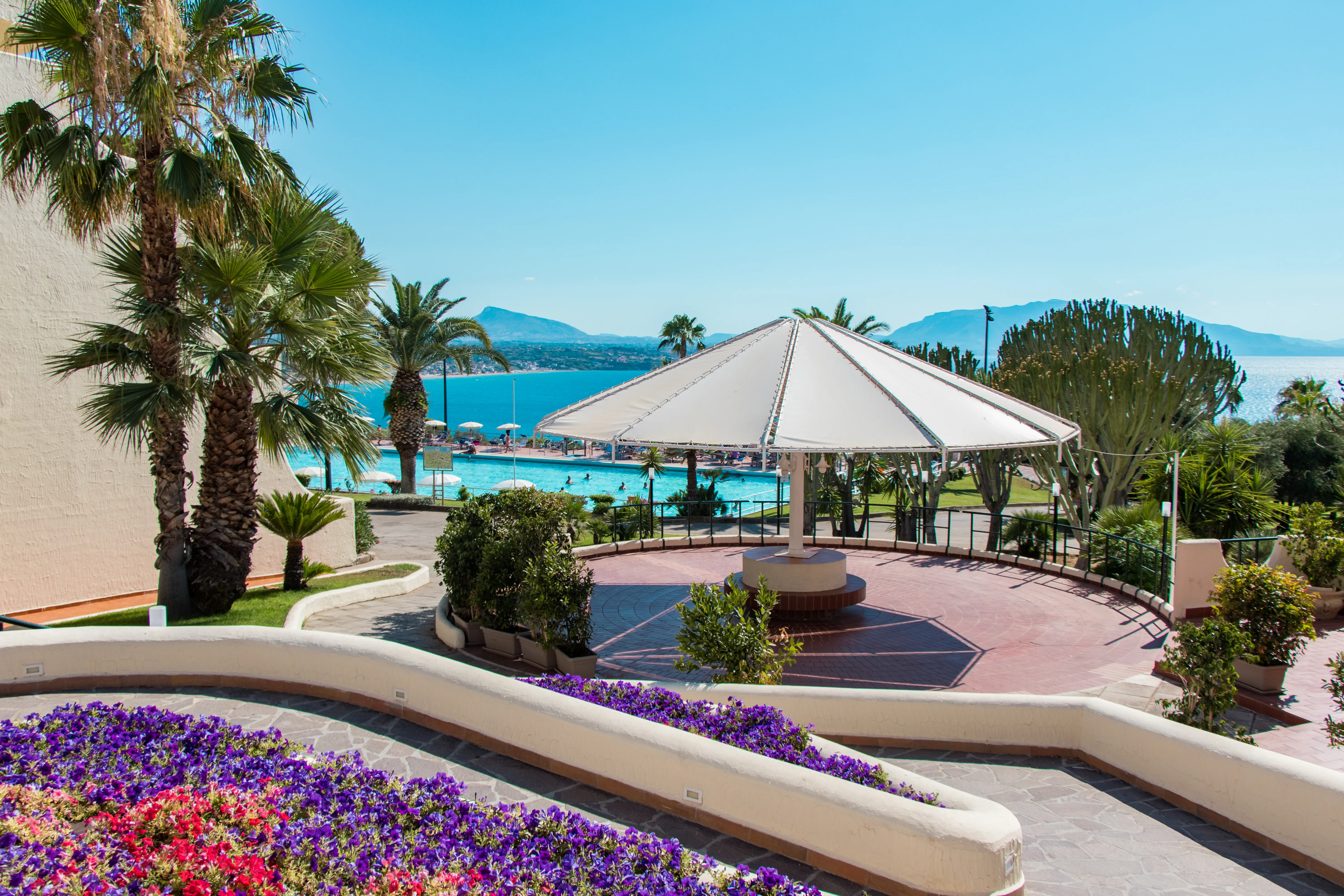 HOTEL TERRASINI