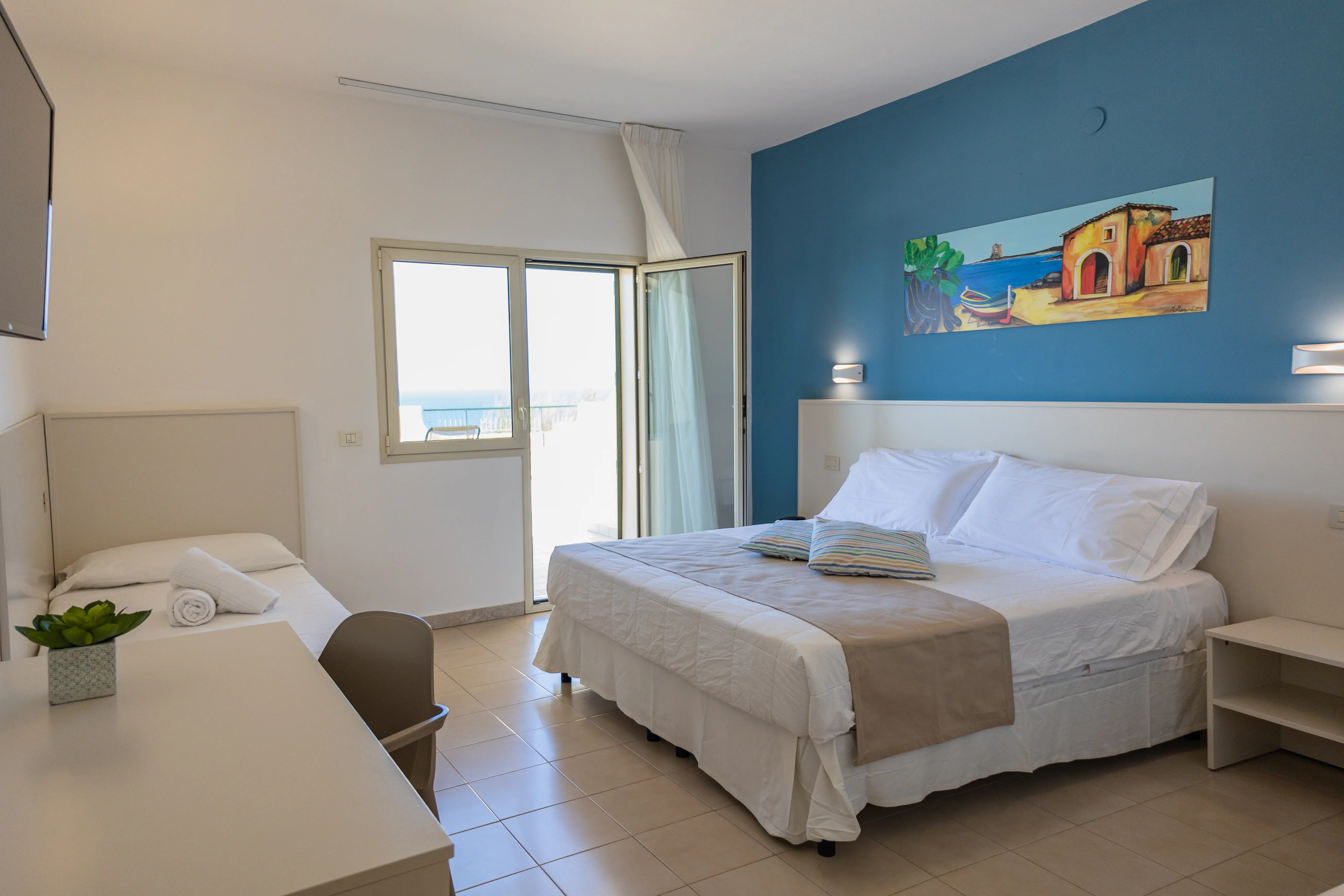 HOTEL TERRASINI
