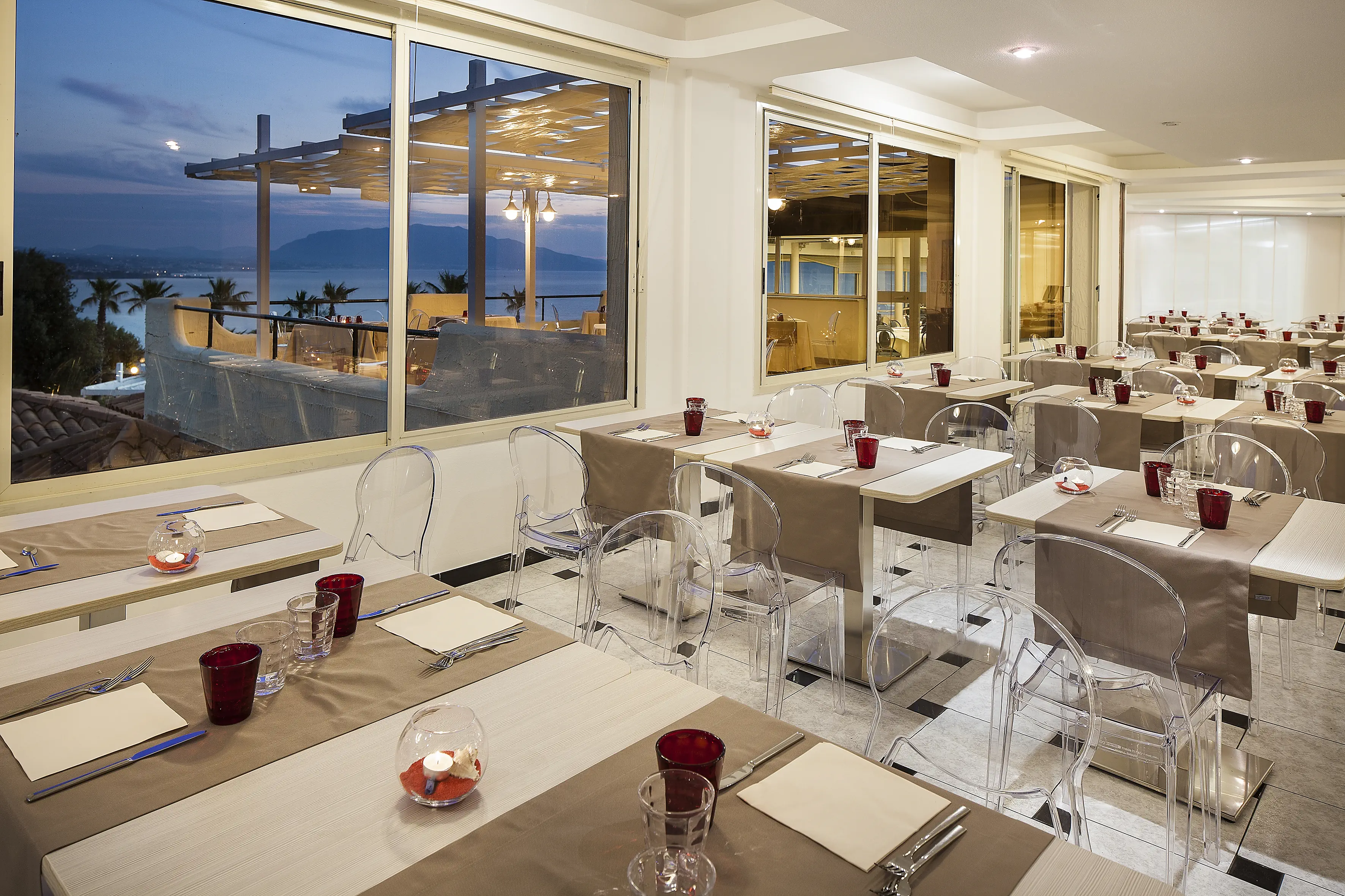 HOTEL TERRASINI