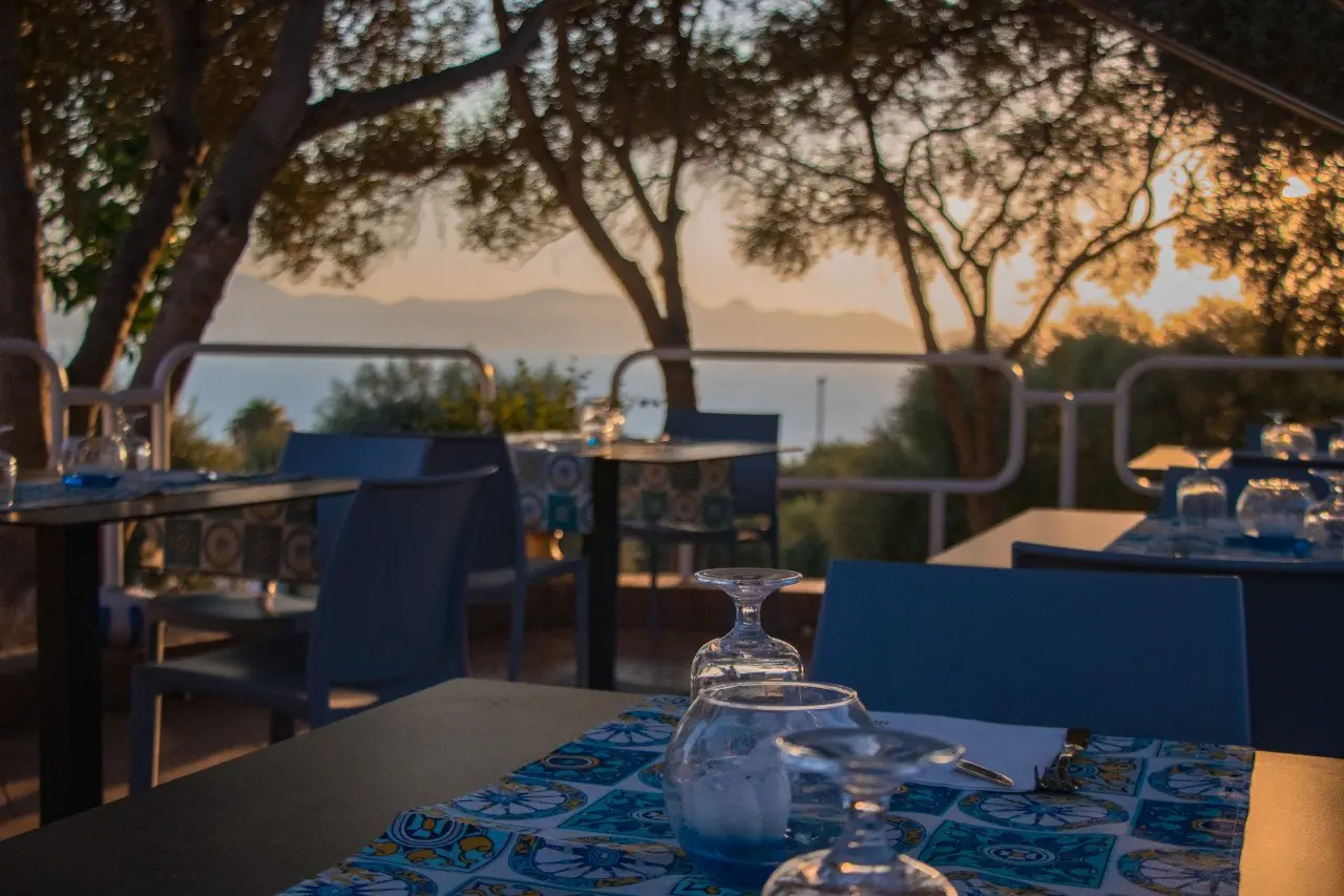 HOTEL TERRASINI