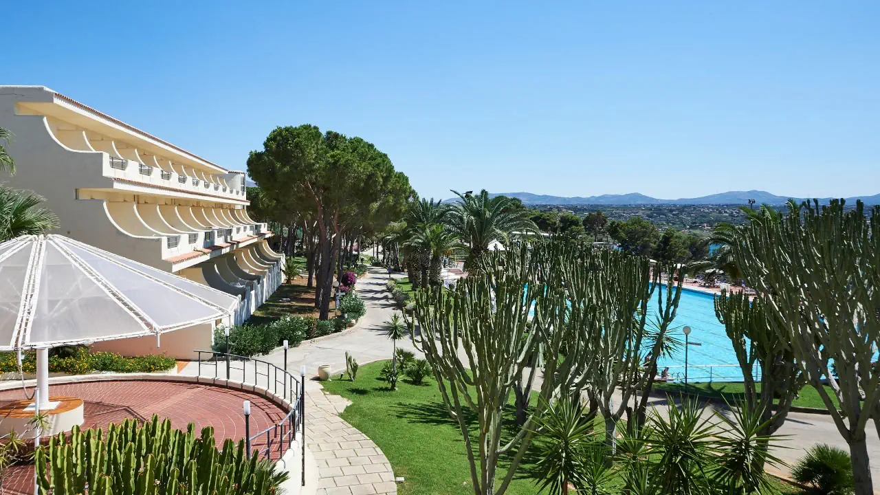 HOTEL TERRASINI