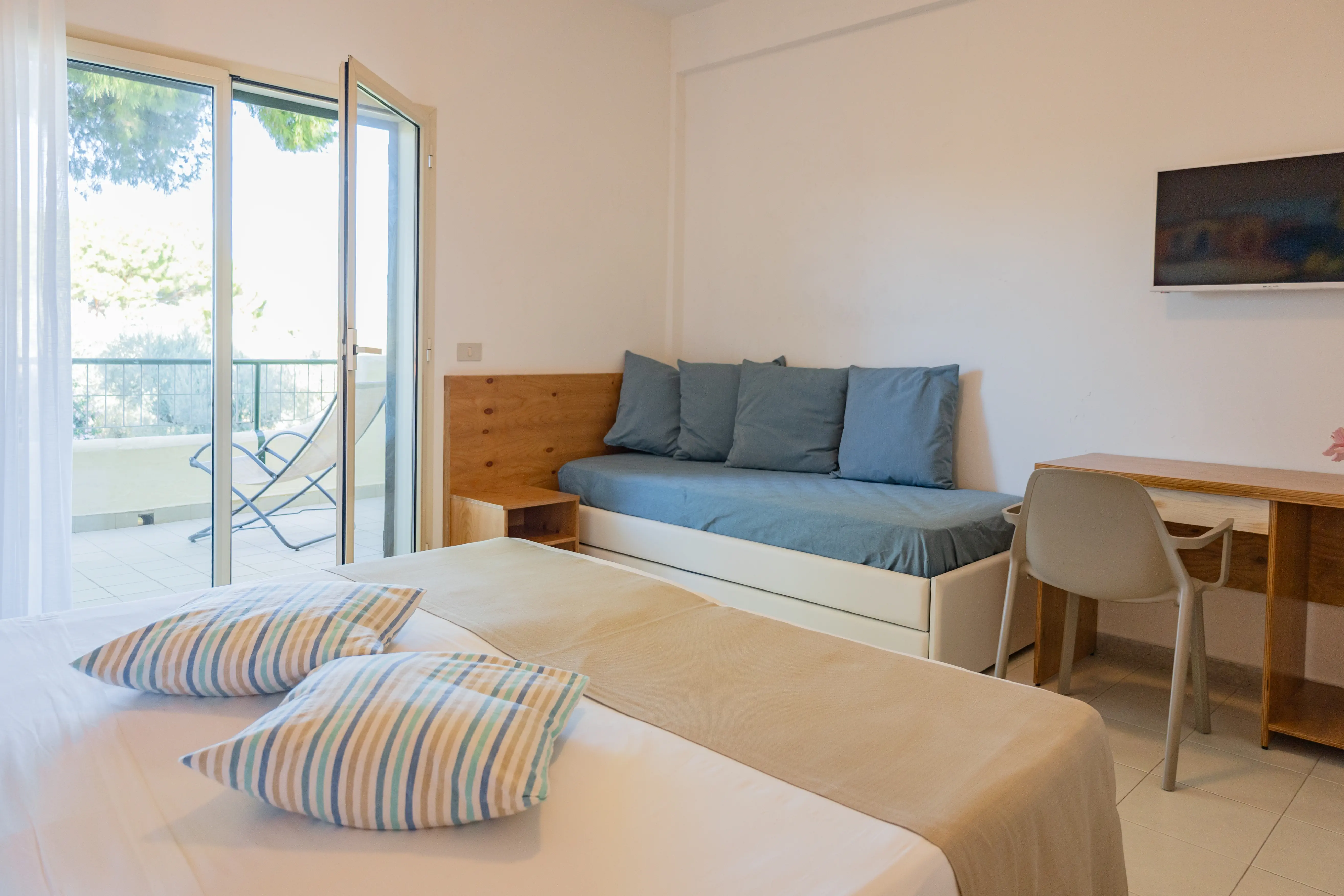 HOTEL TERRASINI