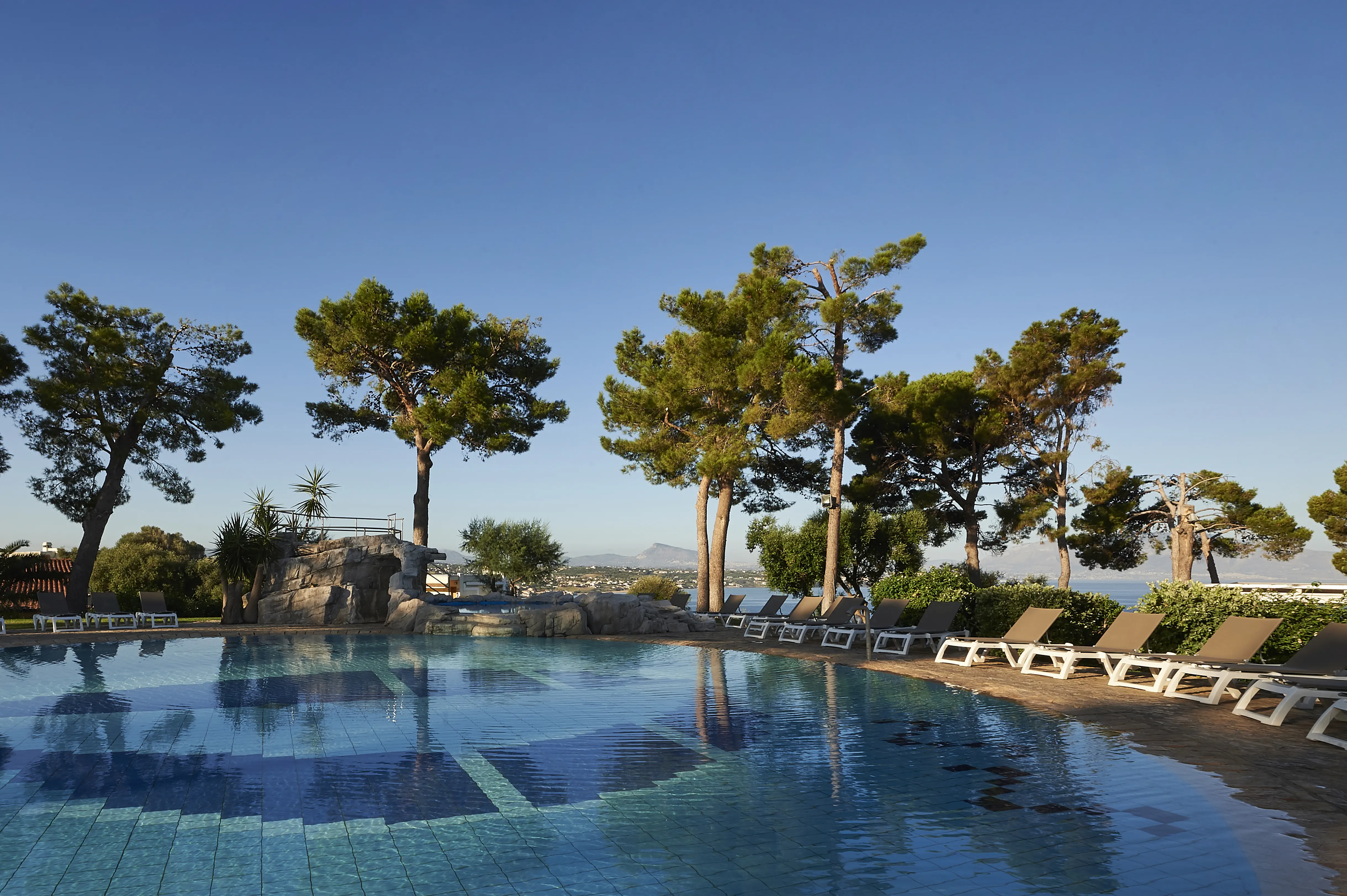 HOTEL TERRASINI