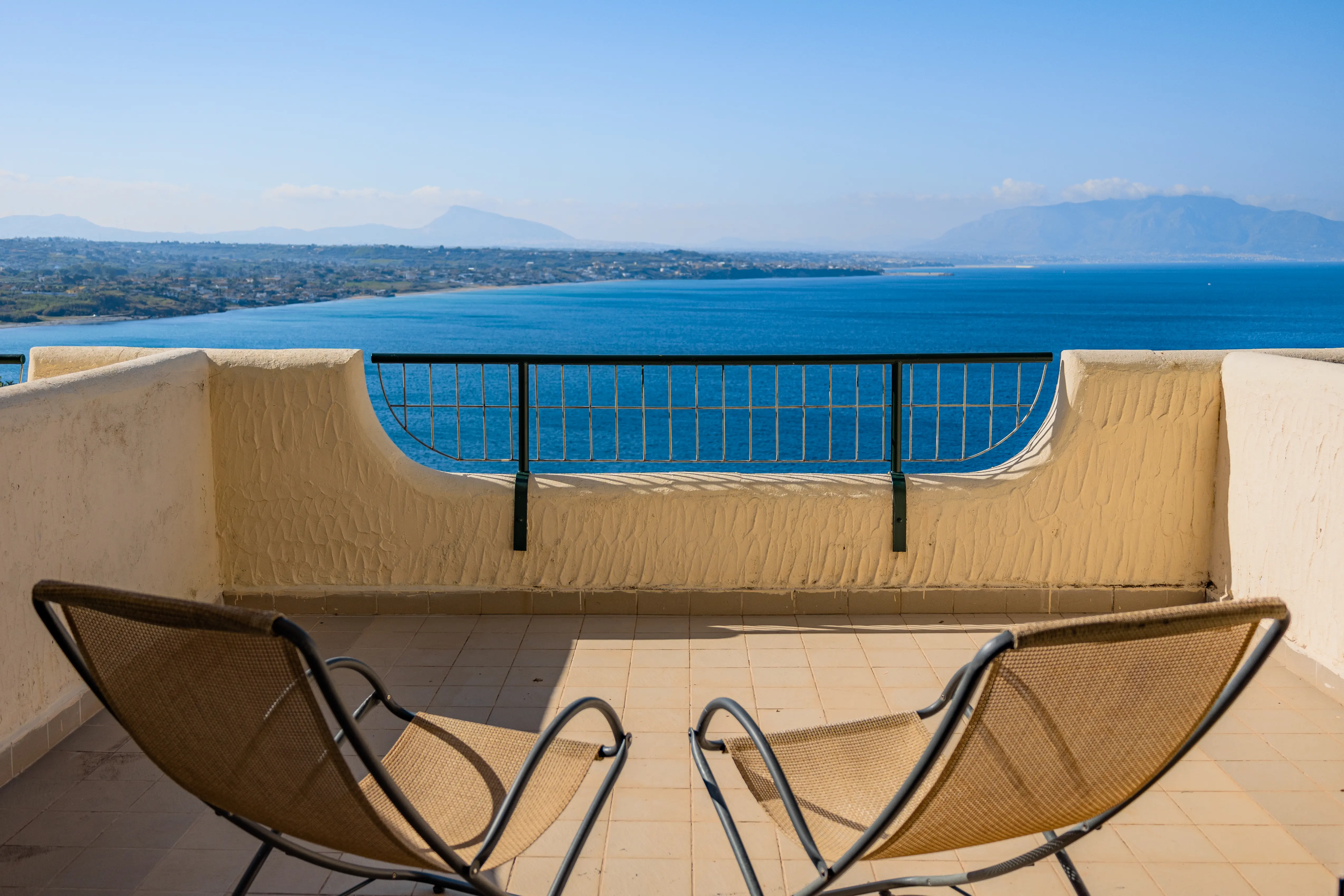 HOTEL TERRASINI