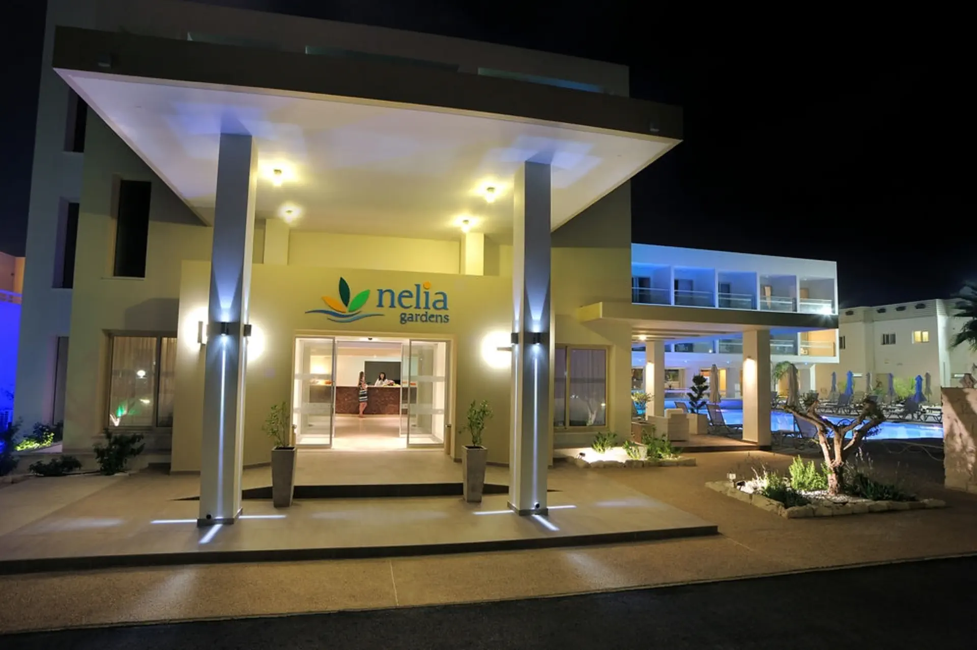 Nelia Gardens - zdjęcie 2