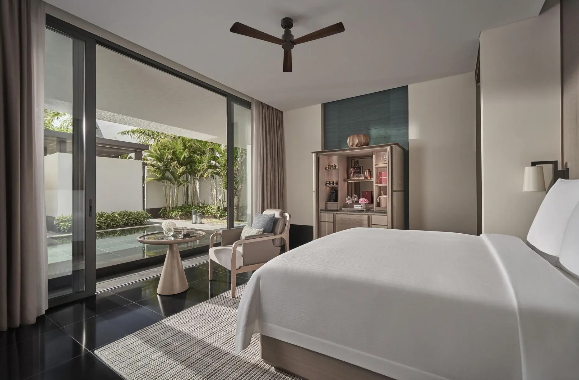 Hotel:Regent Phu Quoc 5*