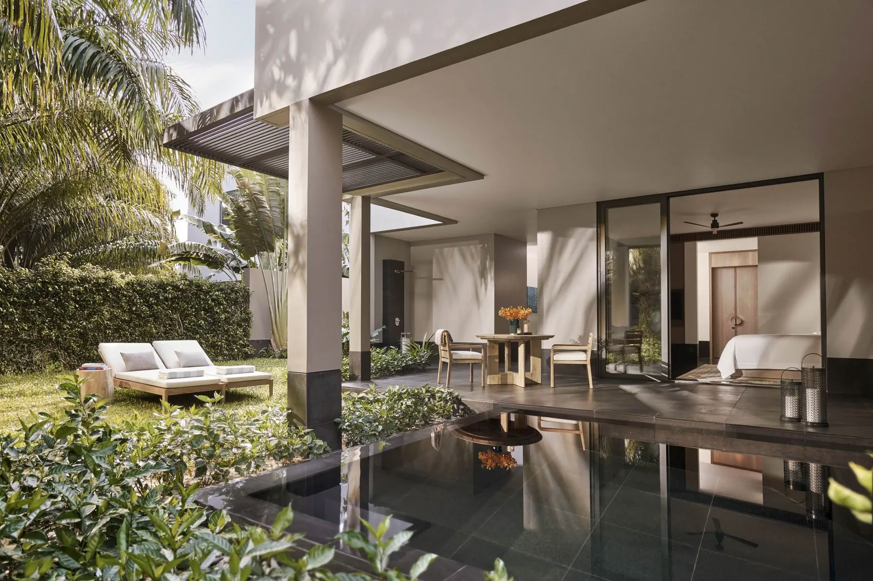 Hotel:Regent Phu Quoc 5*