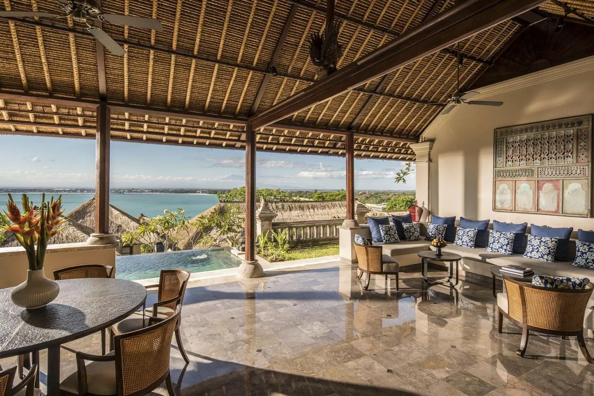 Hotel:Four Seasons Resort Bali at Jimbaran Bay 5*
