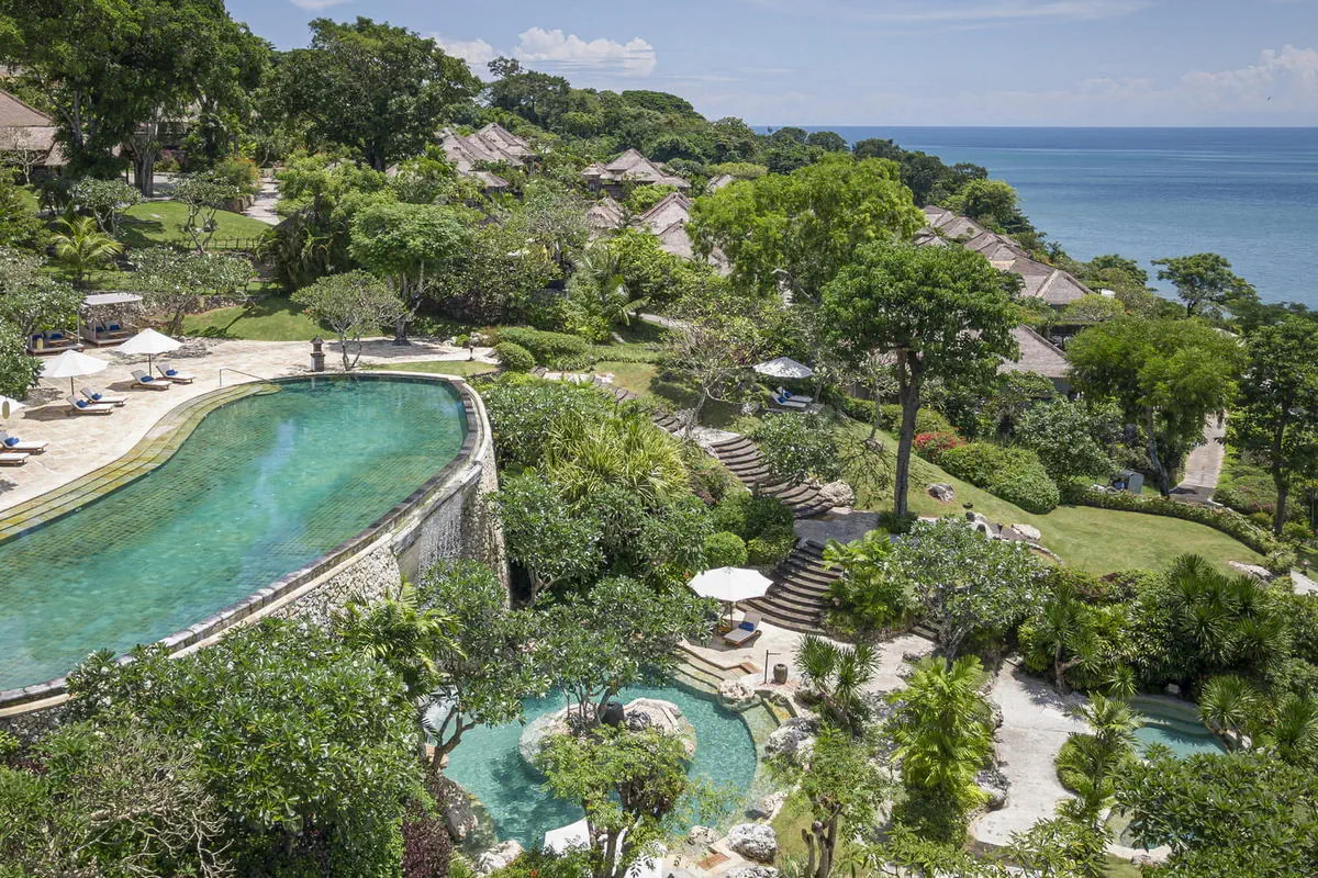 Hotel:Four Seasons Resort Bali at Jimbaran Bay 5*