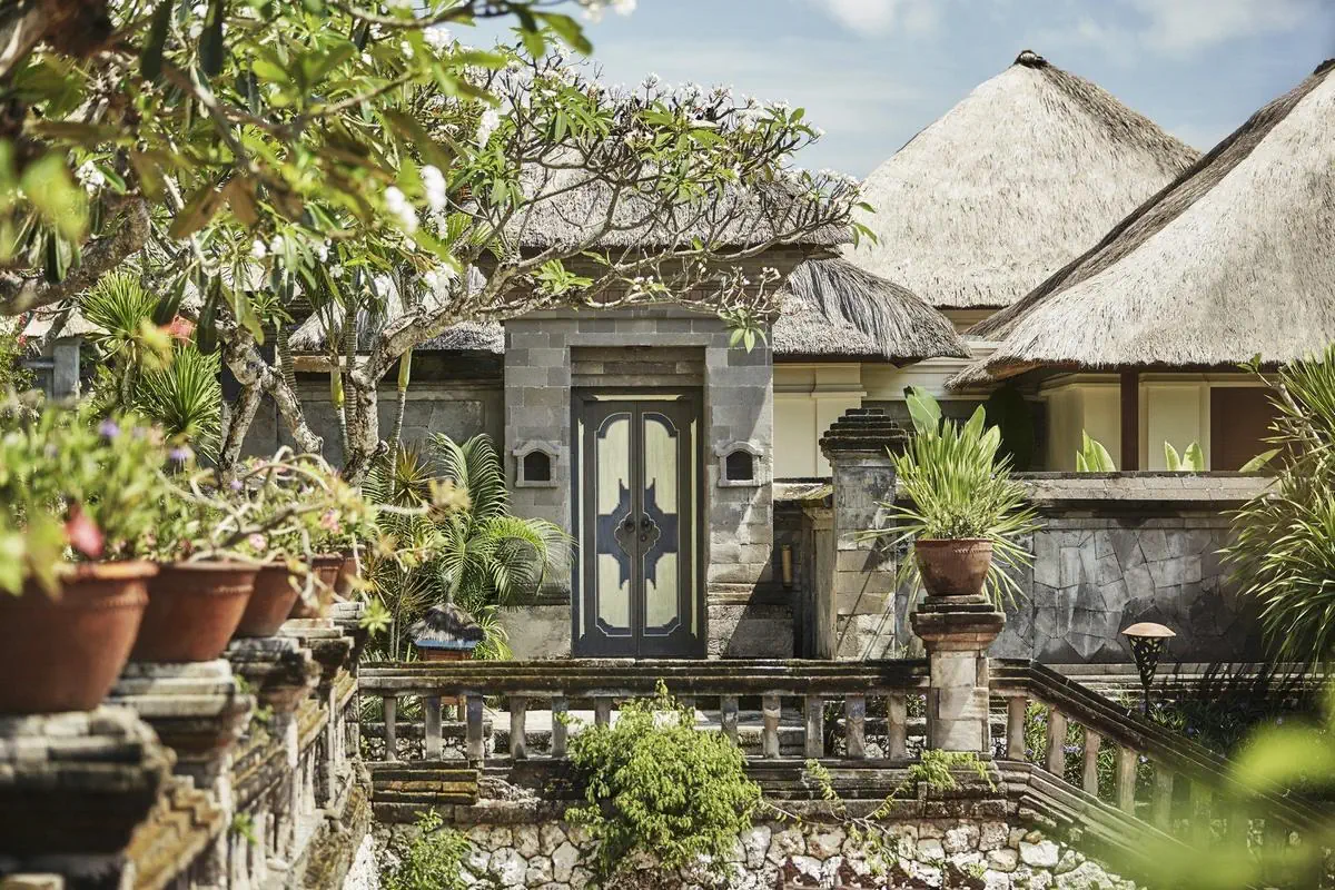 Hotel:Four Seasons Resort Bali at Jimbaran Bay 5*
