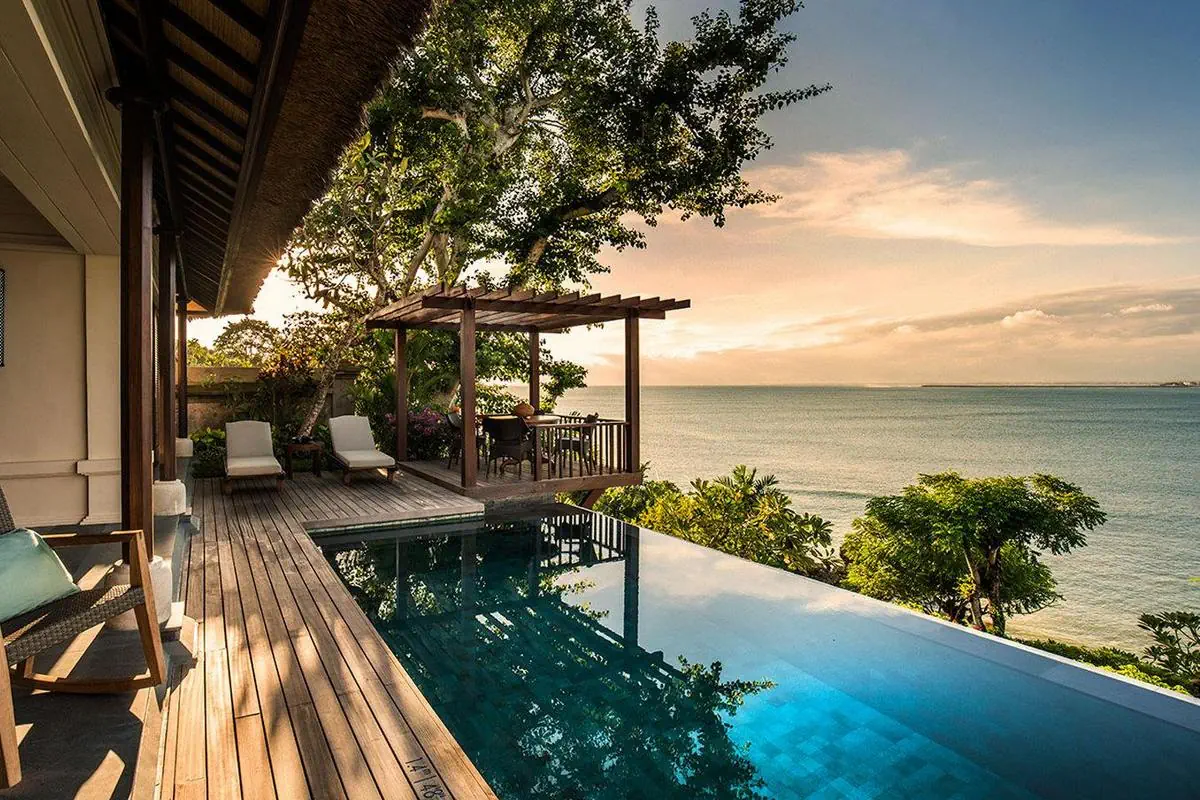 Hotel:Four Seasons Resort Bali at Jimbaran Bay 5*