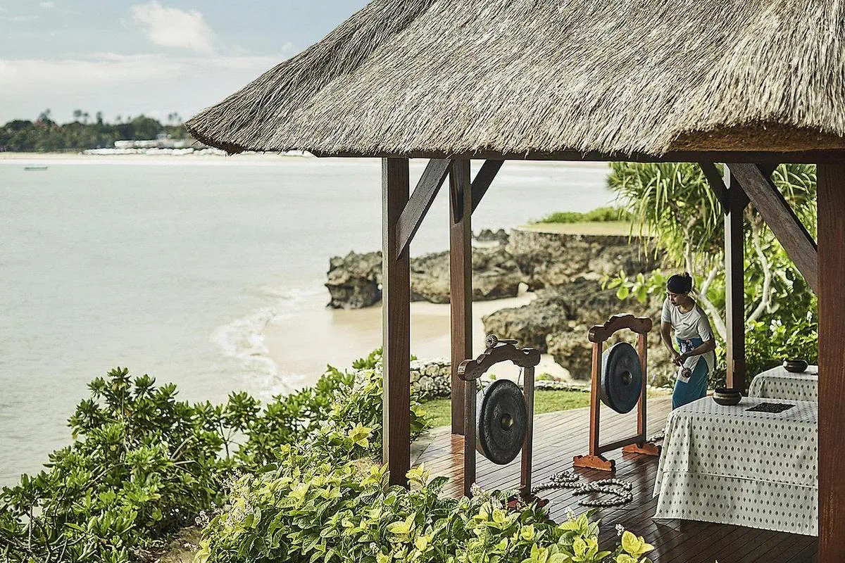 Hotel:Four Seasons Resort Bali at Jimbaran Bay 5*