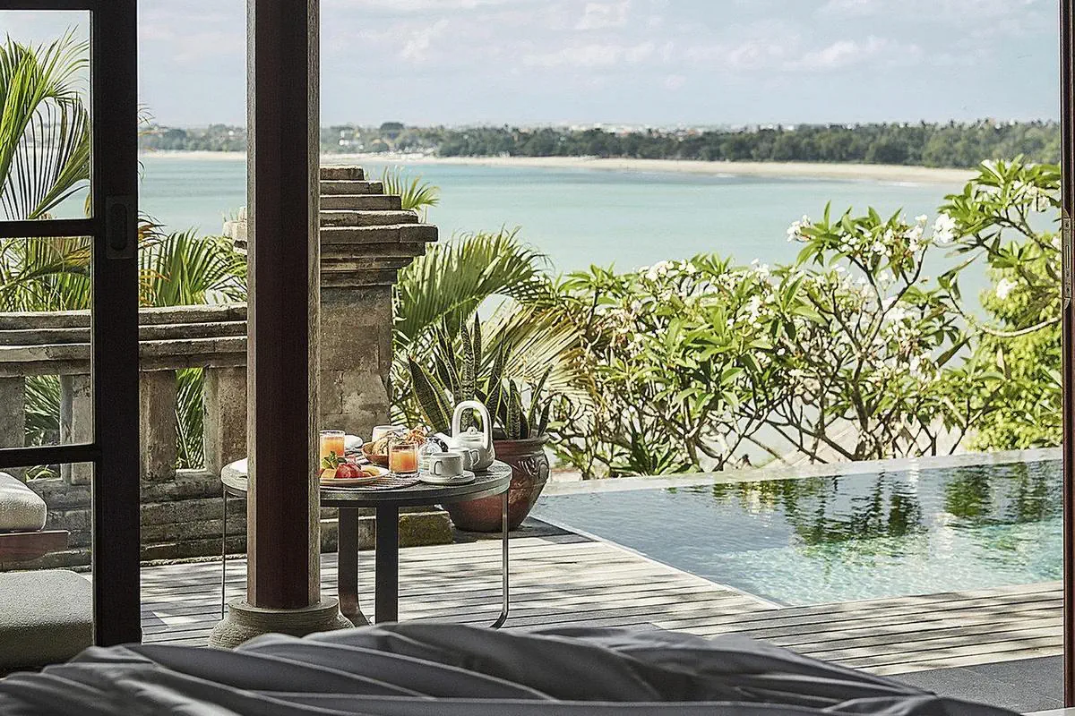 Hotel:Four Seasons Resort Bali at Jimbaran Bay 5*