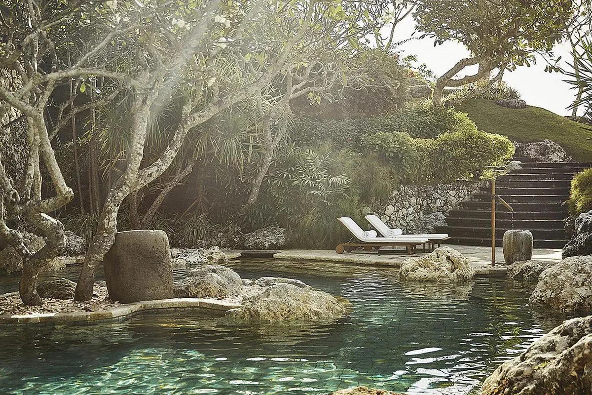 Hotel:Four Seasons Resort Bali at Jimbaran Bay 5*