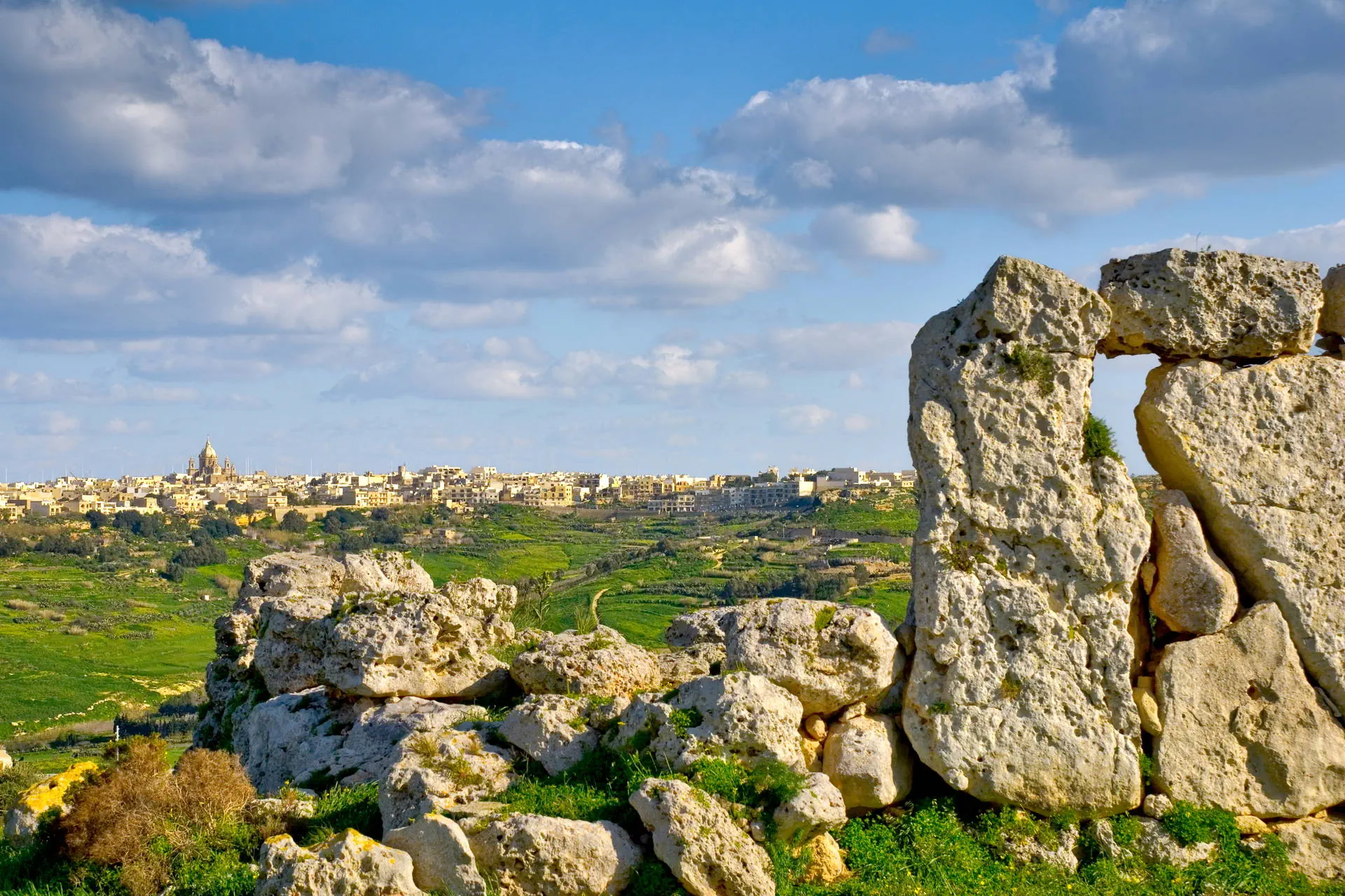 Malta - wyspiarskie państwo - miasto - zdjęcie 24