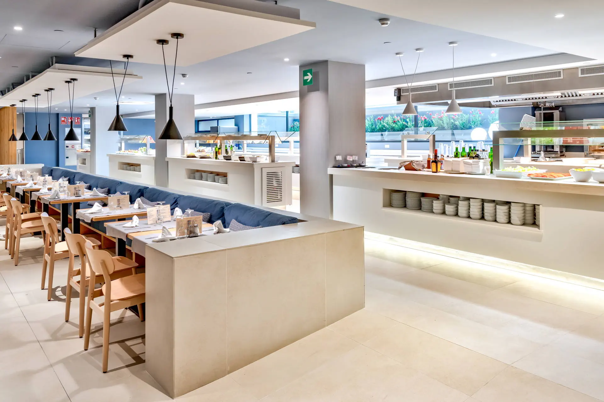 Caprici Beach Hotel & Spa