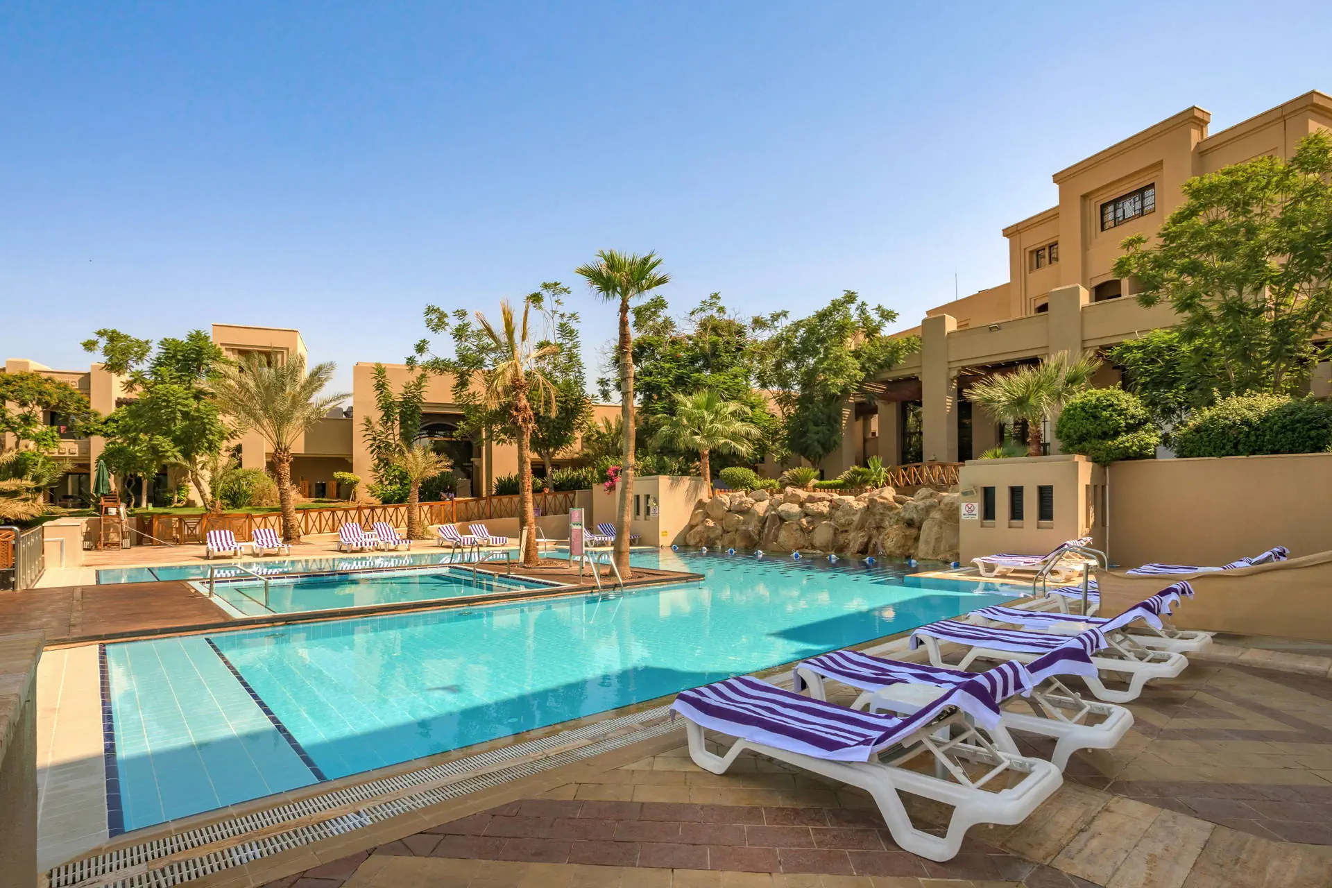 Holiday Inn Dead Sea - zdjęcie 2