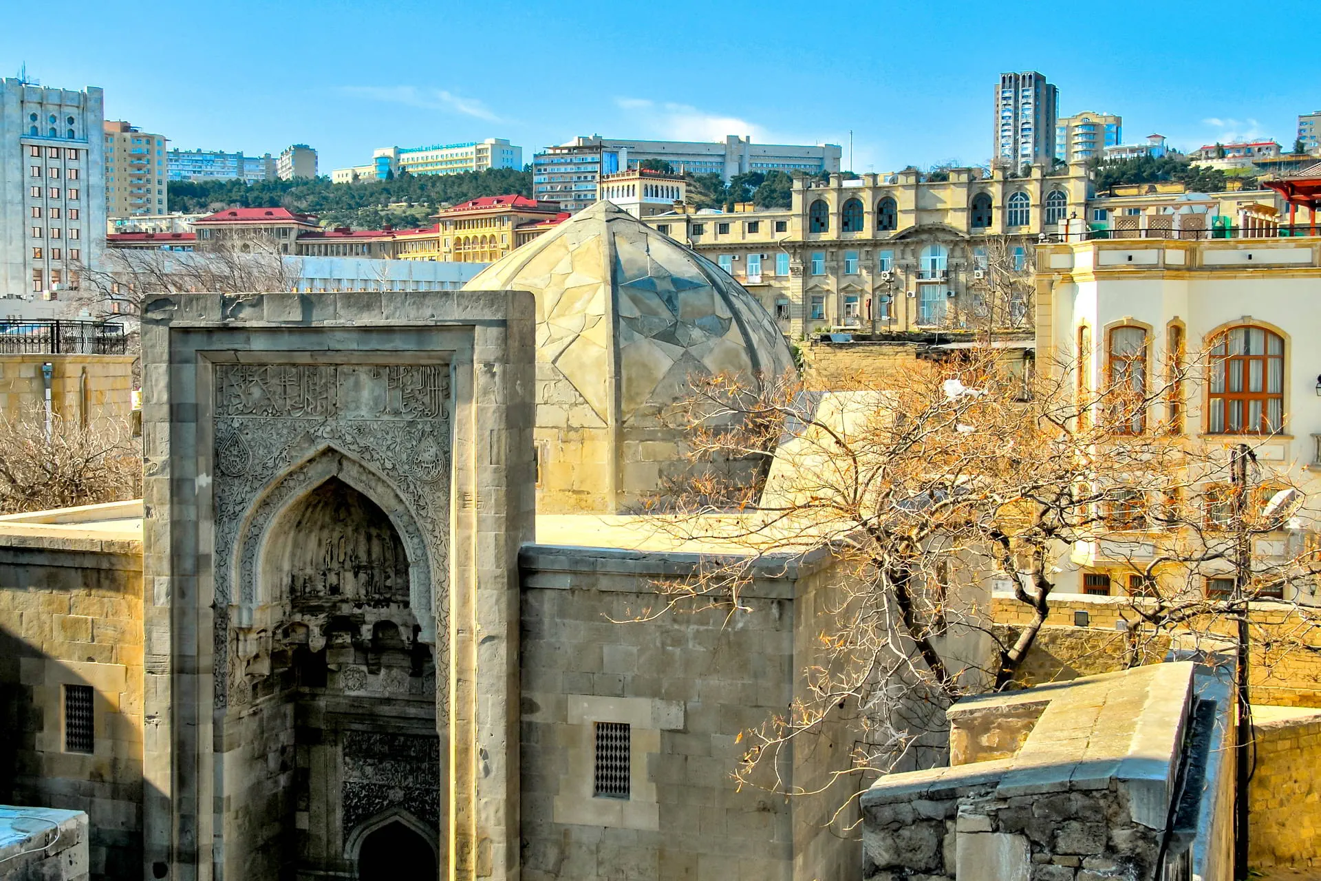Baku - Mit szklanych domów - zdjęcie 7