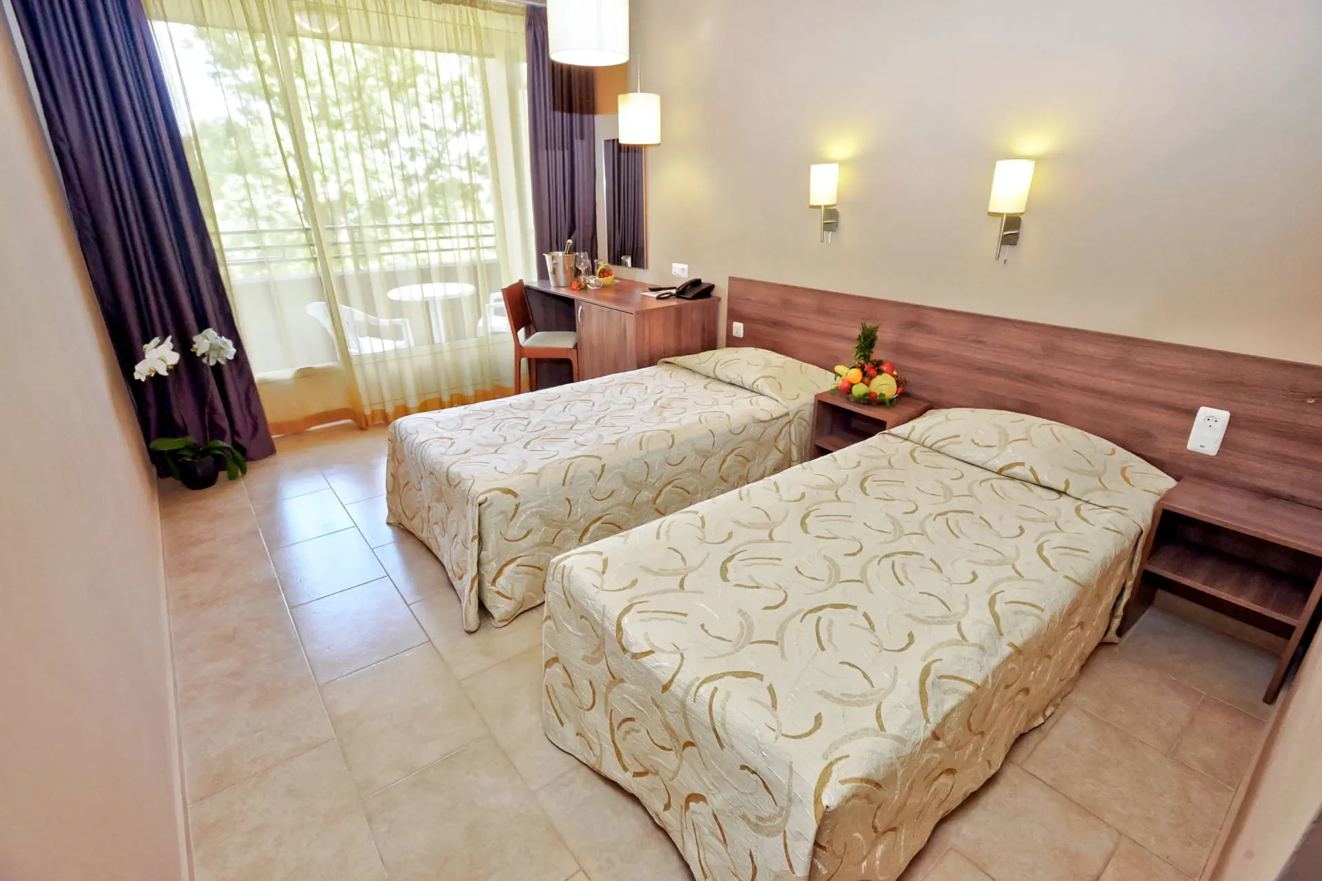 Hotel Gladiola 