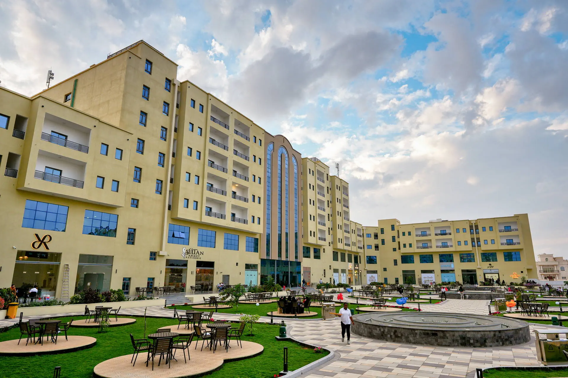 Plaza Hotel and Resort - zdjęcie 6