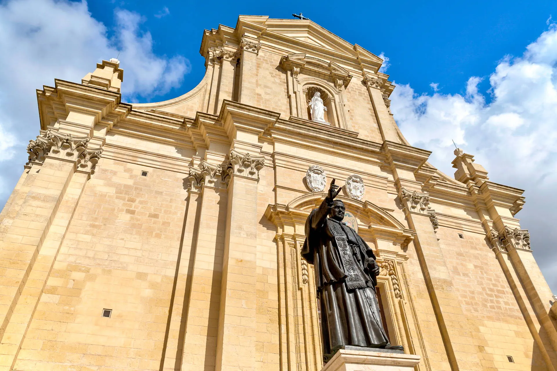 Malta - wyspiarskie państwo-miasto - zobacz i odpocznij - zdjęcie 30