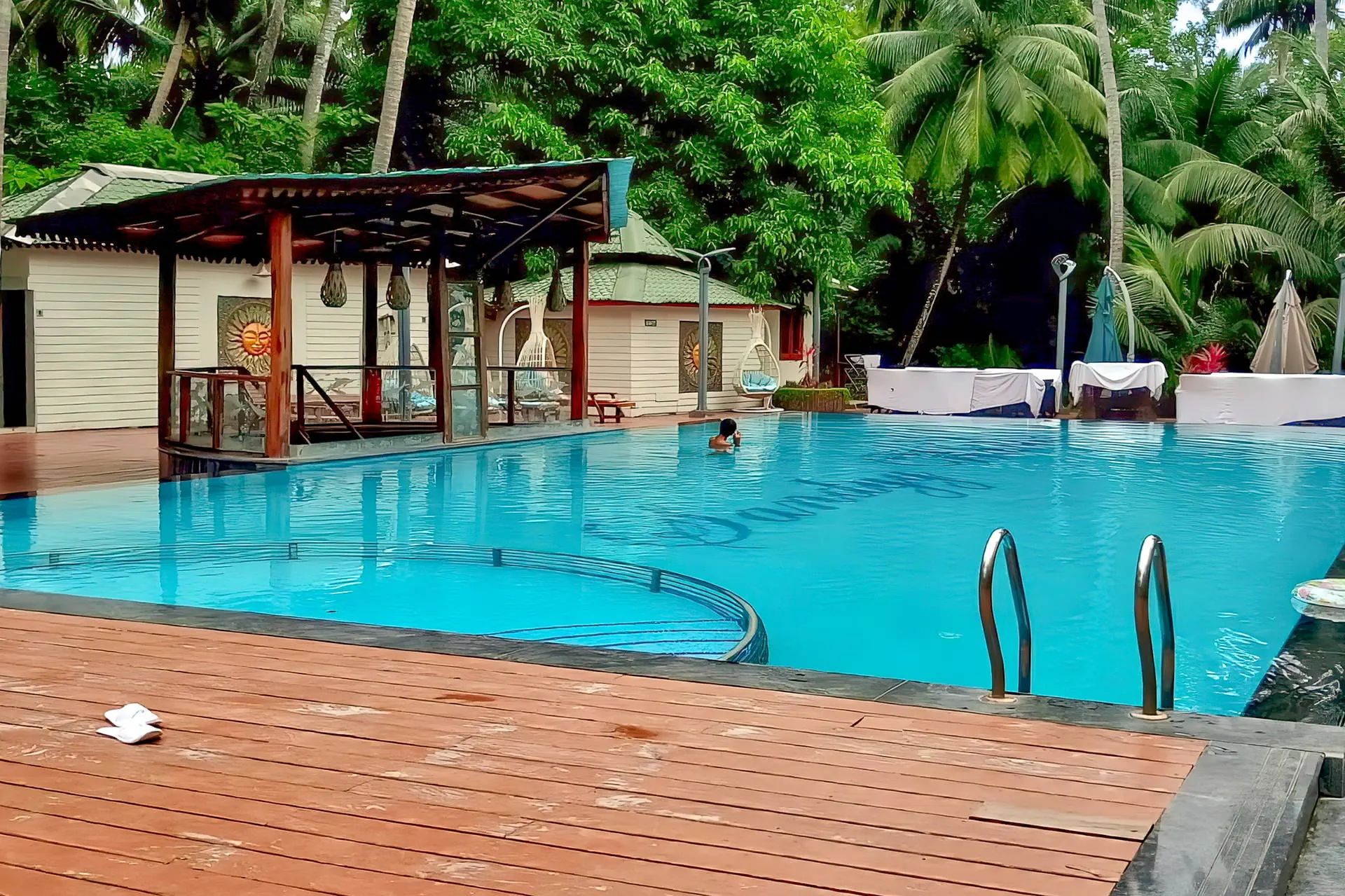 Sandyy Wavess Beach Resort - zdjęcie 3