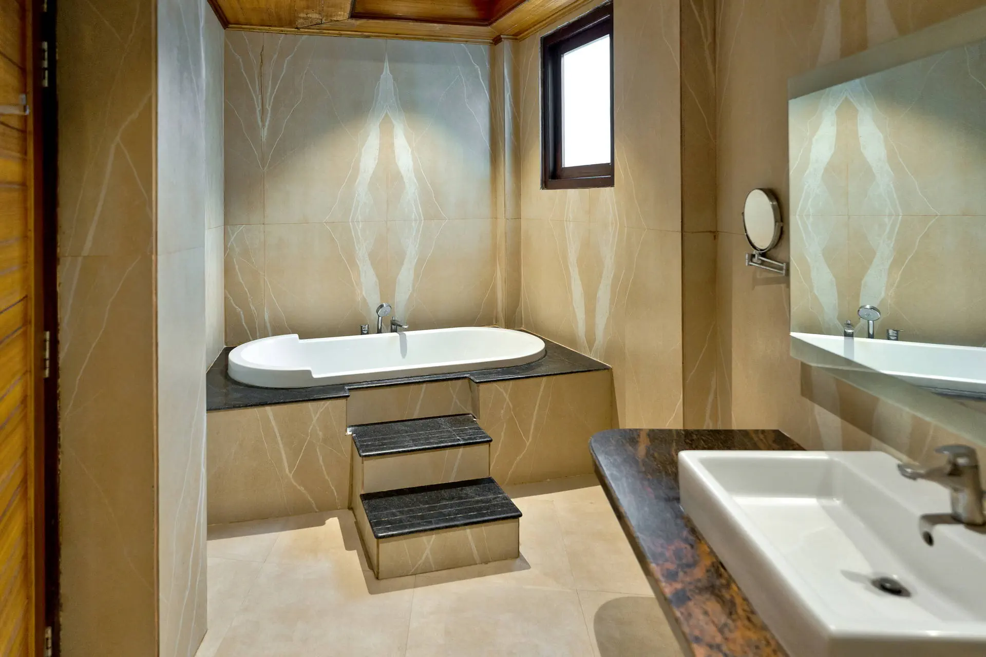 Sandyy Wavess Beach Resort - zdjęcie 12