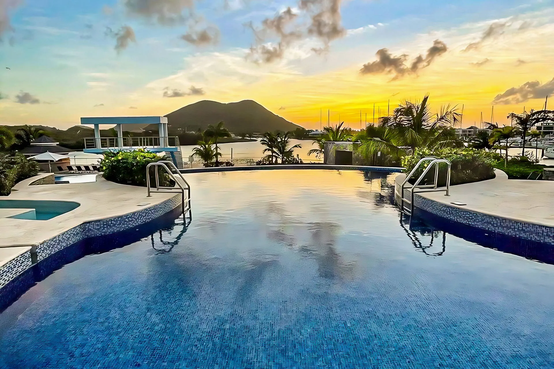 Harbor Club St. Lucia, Curio Collection by Hilton - zdjęcie 3