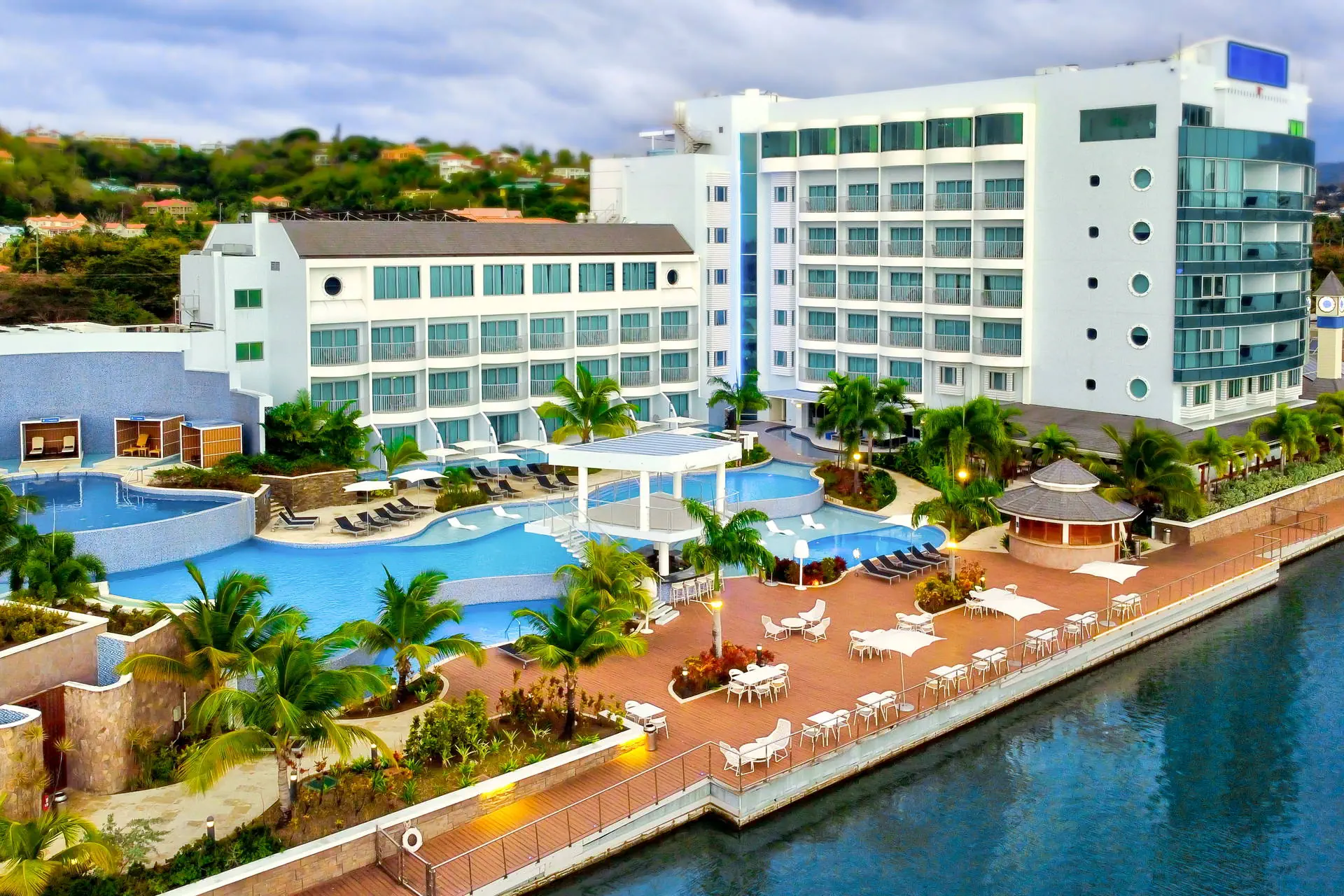 Harbor Club St. Lucia, Curio Collection by Hilton - zdjęcie 12
