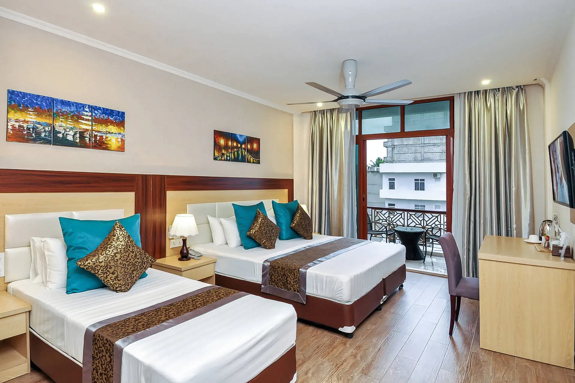 Triton Beach Hotel & Spa - zdjęcie 11