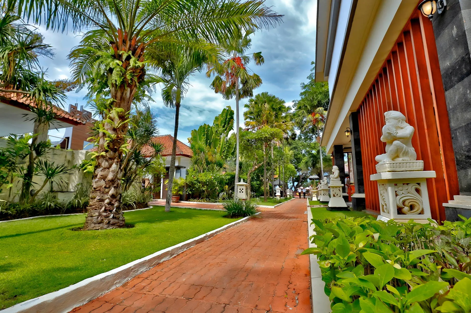 Puri Saron Seminyak - zdjęcie 17