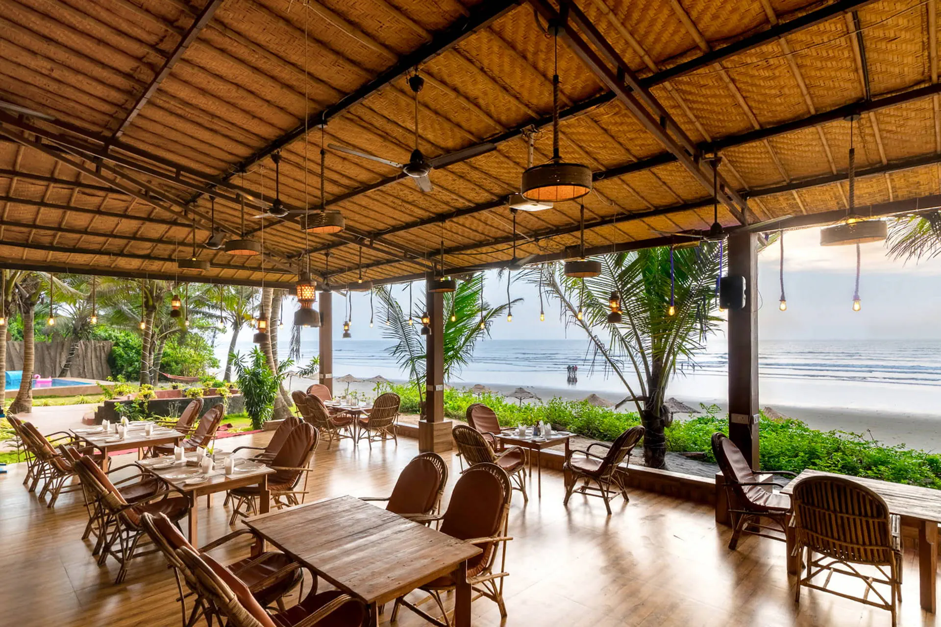 Amadi Beach Front Resort - zdjęcie 16