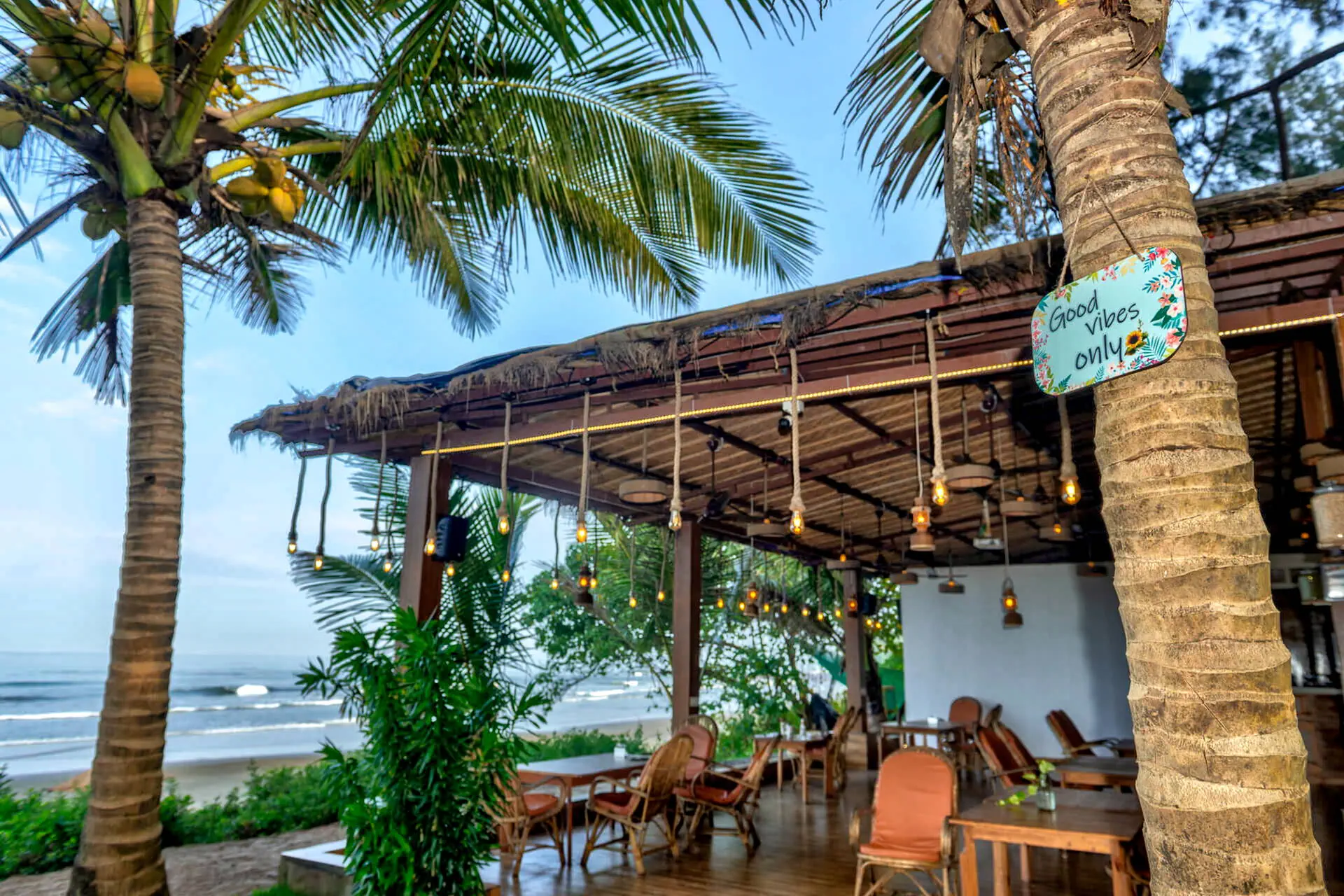 Amadi Beach Front Resort - zdjęcie 17