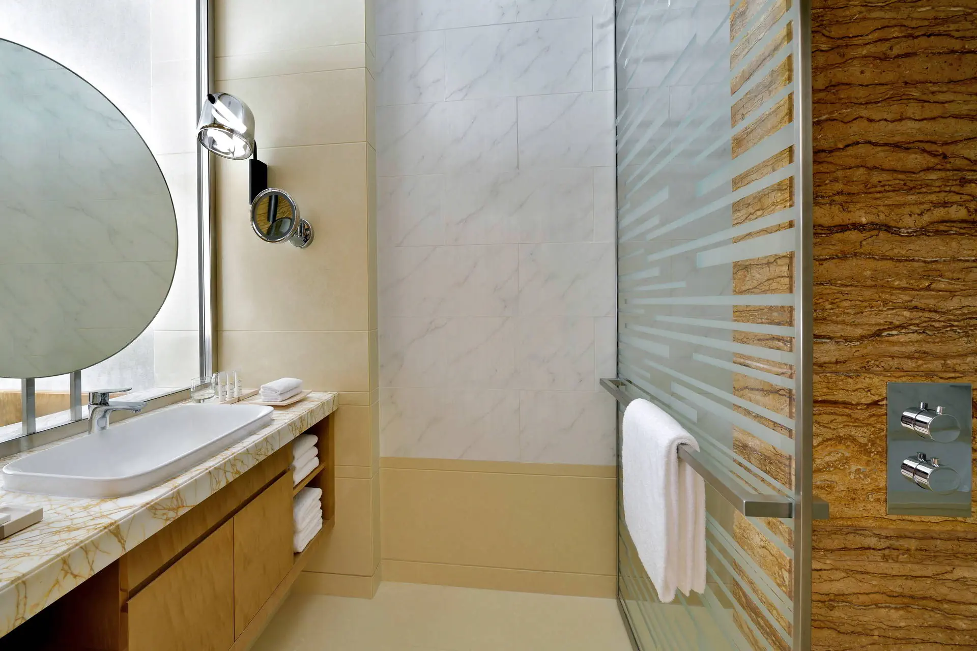 Crowne Plaza Dubai Marina - zdjęcie 7