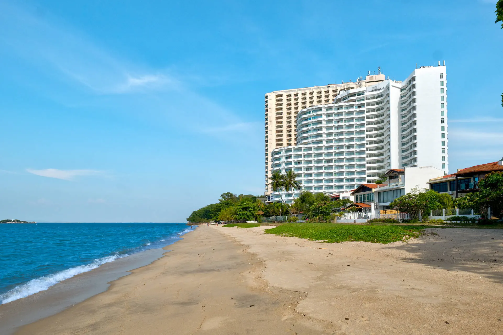 Flamingo by the Beach ( Tanjung Bungah ) - zdjęcie 10
