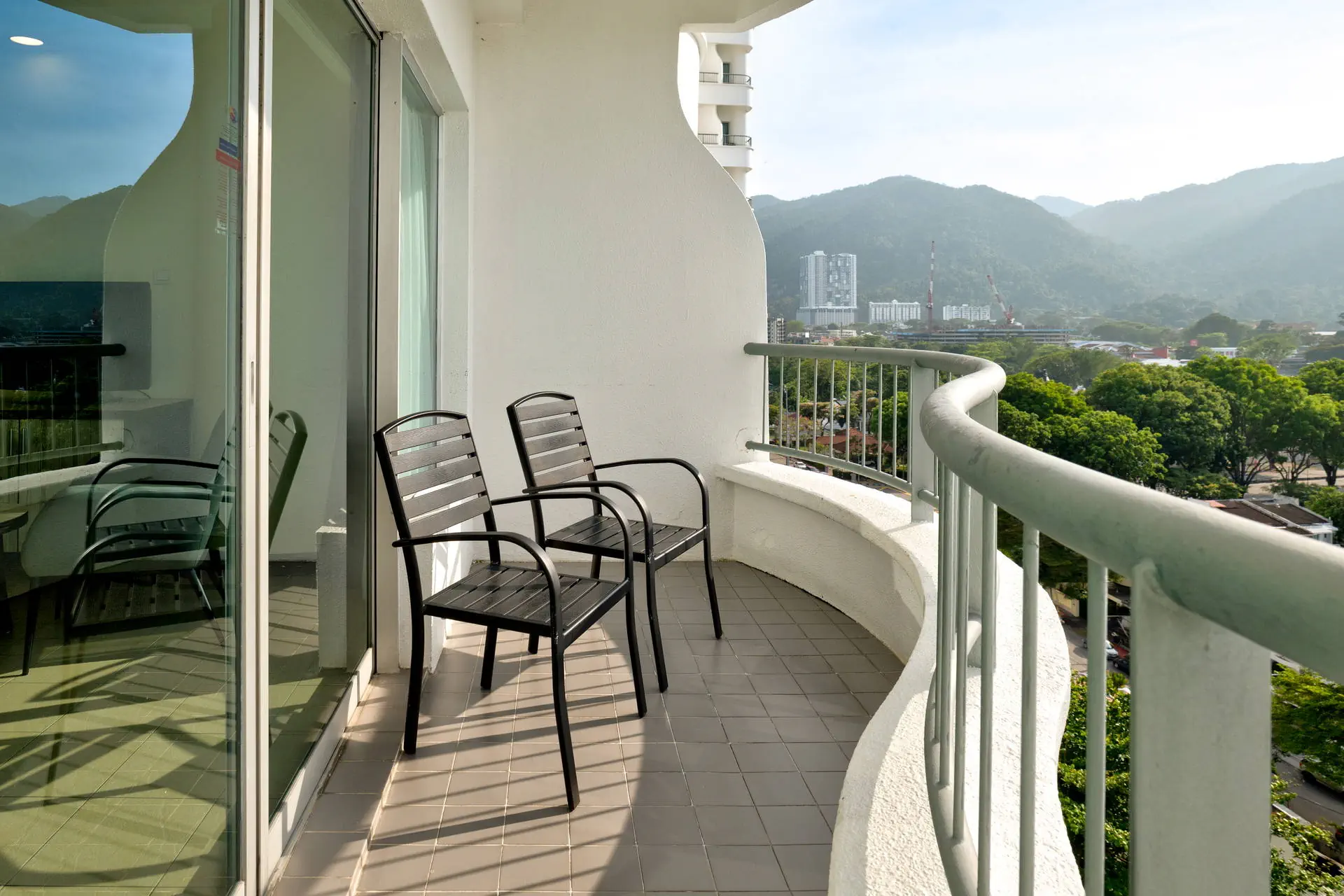 Flamingo by the Beach ( Tanjung Bungah ) - zdjęcie 19