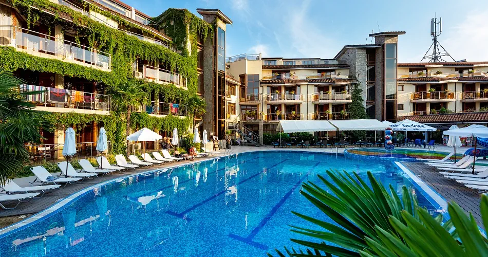 Laguna Beach Resort & Spa photo 1