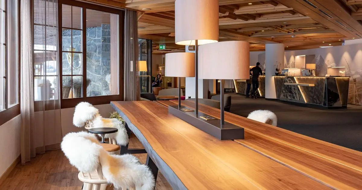 Sunstar Grindelwald