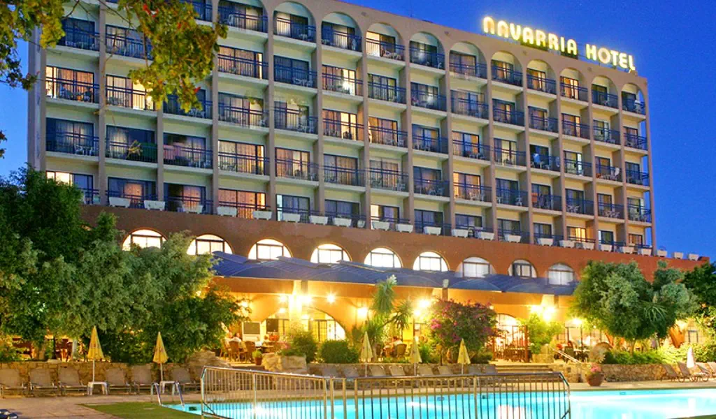 HOTEL: Cypr / Limassol / Navarria 3 (BB,HB,ALL)