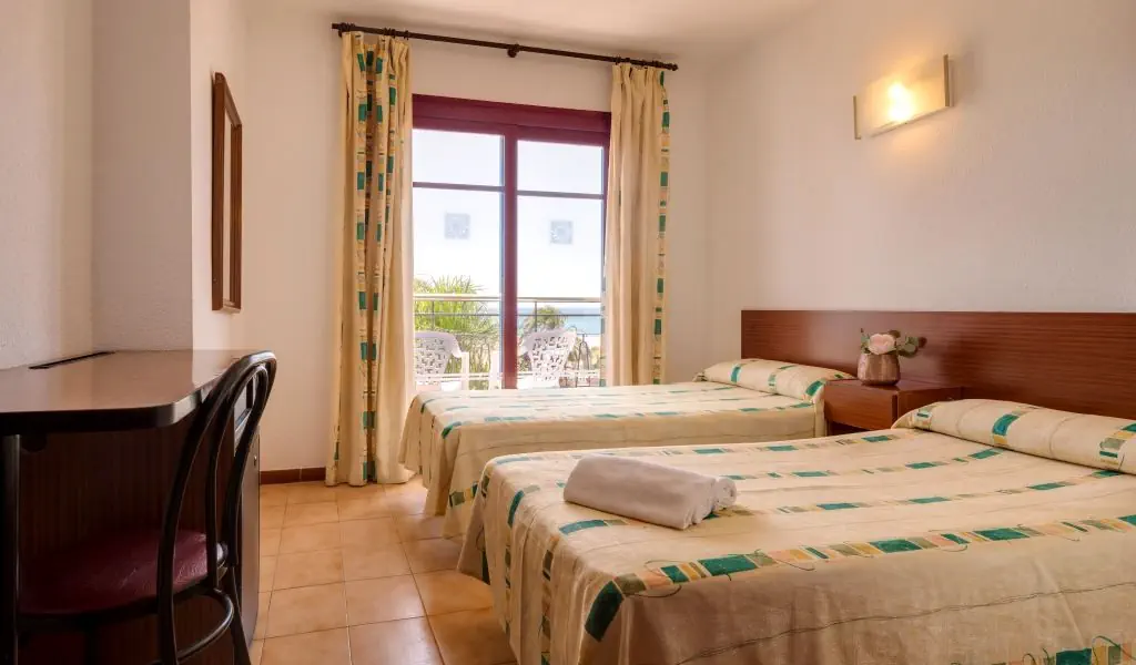 HOTEL: Costa Brava / Malgrat de Mar / HTop Planamar 3 (HB,ALS,ALL) + opis ALL