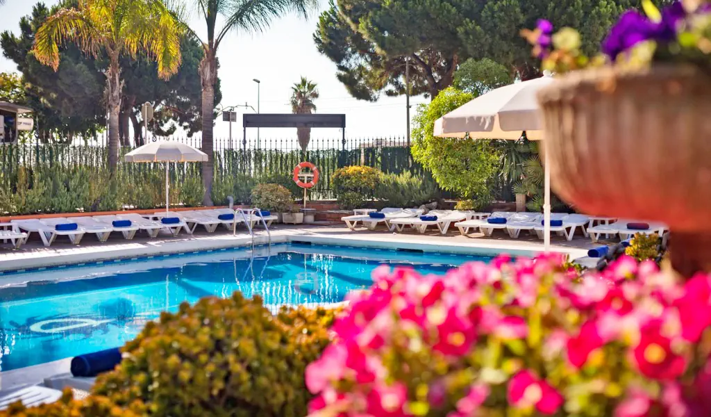 HOTEL: Costa Brava / Malgrat de Mar / HTop Planamar 3 (HB,ALS,ALL) + opis ALL