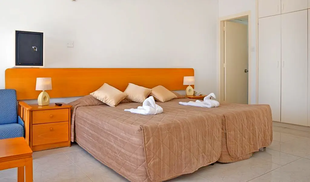 HOTEL: Cypr / Pafos / Sunny Hill Hotel Apt 3(2) (RO,BB,HB)