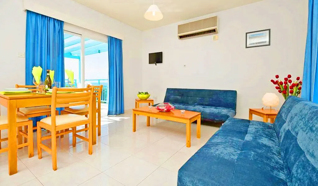 HOTEL: Cypr / Pafos / Sunny Hill Hotel Apt 3(2) (RO,BB,HB)