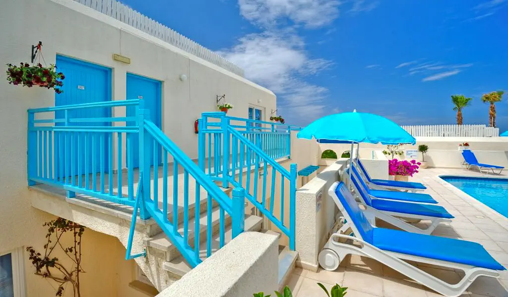 HOTEL: Cypr / Pafos / Sunny Hill Hotel Apt 3(2) (RO,BB,HB)