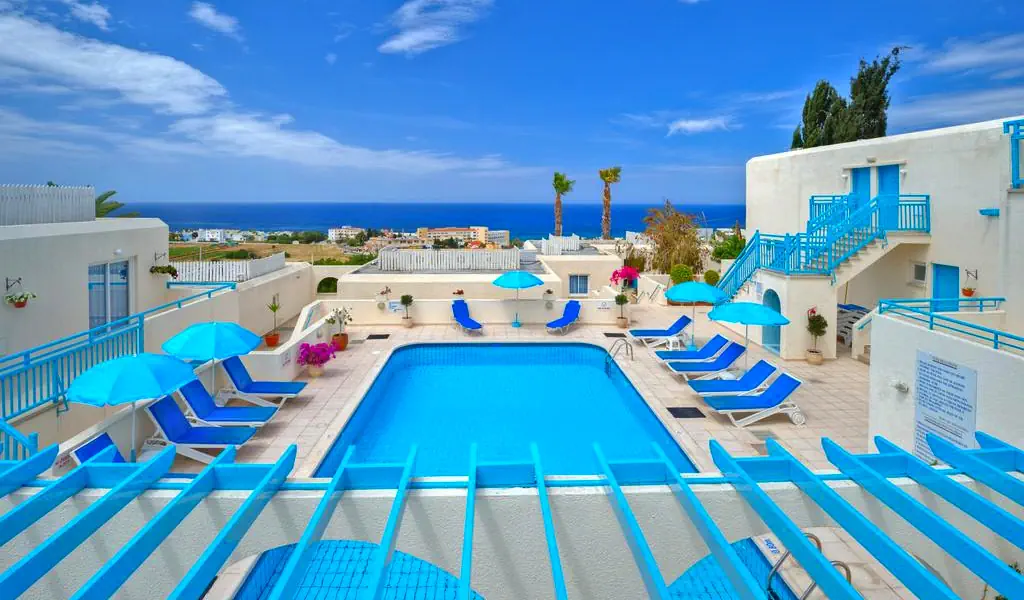 Sunny Hill Aparthotel