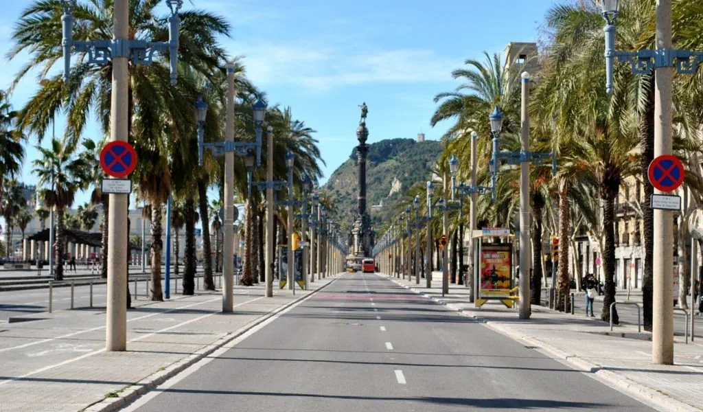 HOTEL: BARCELONA - Poczuj magie miasta ! -  4 DNI