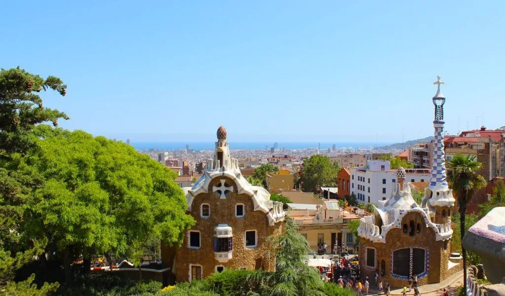 HOTEL: BARCELONA - Poczuj magie miasta ! -  4 DNI