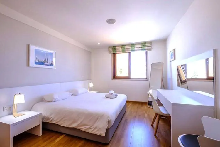 HOTEL: Les Palmiers Hotel** Larnaca